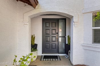 6739 Topeka Dr, Glendale, AZ 85308