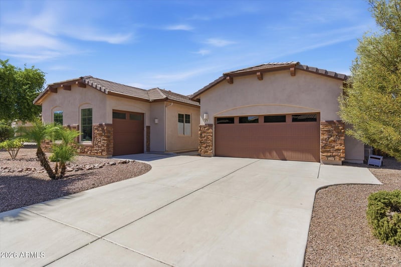 674 E Sipapu Dr, Gilbert, AZ 85297