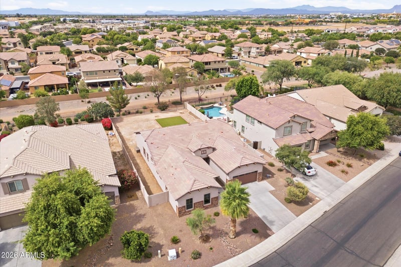 674 E Sipapu Dr, Gilbert, AZ 85297