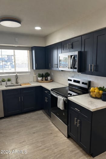 6740 Adobe St, Mesa, AZ 85205