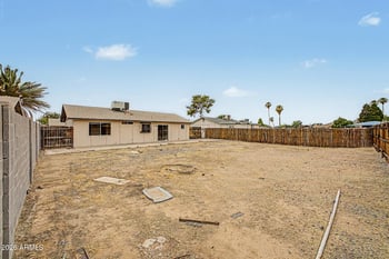 6740 Vogel Ave, Peoria, AZ 85345