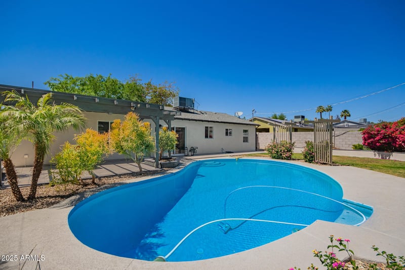 6741 10th St, Phoenix, AZ 85014