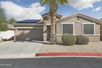 6742 Regina St, Mesa, AZ 85215