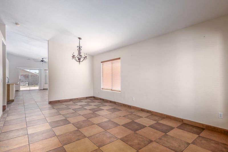 6743 W Buckskin Trl, Peoria, AZ 85383