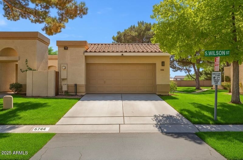 6744 Wilson St, Tempe, AZ 85283