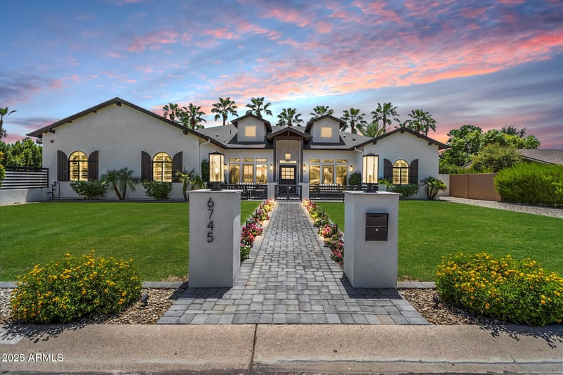 6745 Montecito Ave, Scottsdale, AZ 85251