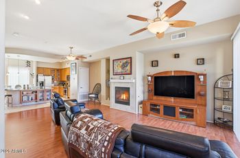 6745 N 93rd Ave #1124, Glendale, AZ 85305