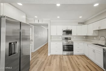 6746 Orange Dr, Glendale, AZ 85303