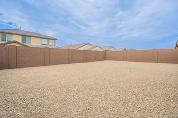 6746 Winston Dr, Laveen, AZ 85339