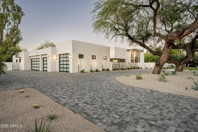 6748 Berneil Ln, Paradise Valley, AZ 85253
