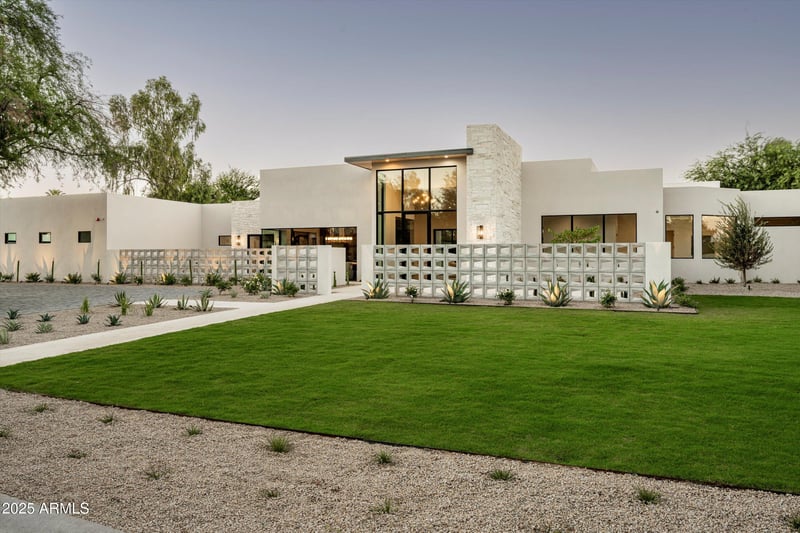 6748 Berneil Ln, Paradise Valley, AZ 85253