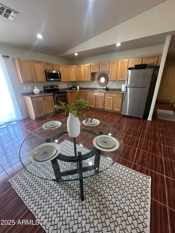 6748 Coolidge St, Phoenix, AZ 85033