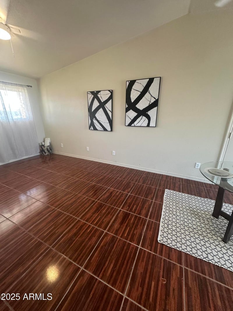 6748 Coolidge St, Phoenix, AZ 85033