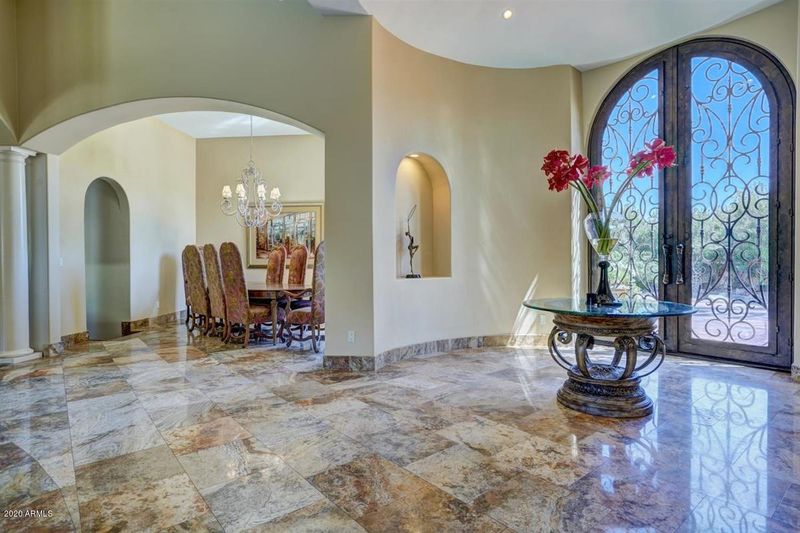 6748 E Horseshoe Ln, Paradise Valley, AZ 85253