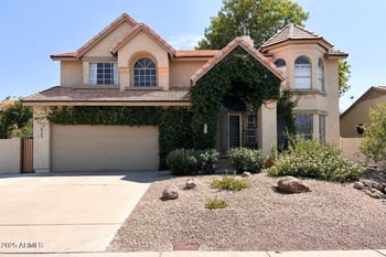 6749 Oraibi Dr, Glendale, AZ 85308
