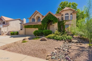 6749 Oraibi Dr, Glendale, AZ 85308