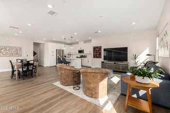 675 Ginko Ave #201, Gilbert, AZ 85297
