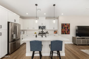 675 Ginko Ave #201, Gilbert, AZ 85297