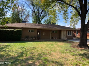 6750 11th Pl, Phoenix, AZ 85014