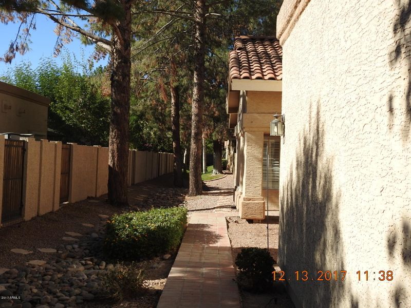 6750 S Brittany Ln, Tempe, AZ 85283