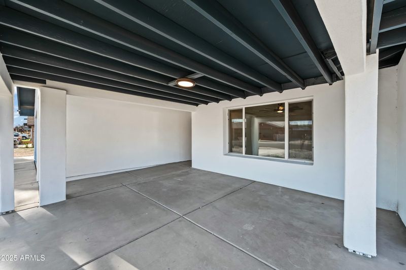 6750 W Denton Ln, Glendale, AZ 85303