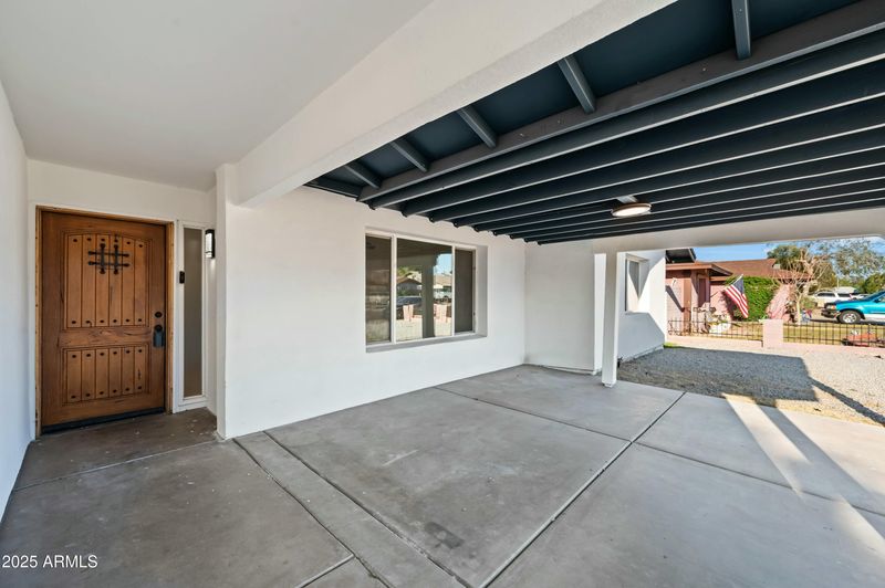 6750 W Denton Ln, Glendale, AZ 85303