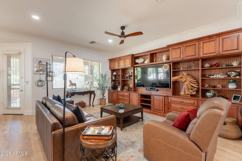 6751 Granite Dr, Chandler, AZ 85249