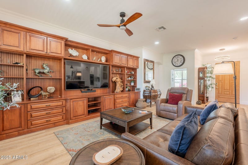 6751 Granite Dr, Chandler, AZ 85249