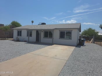 6753 Palm Ln, Phoenix, AZ 85035