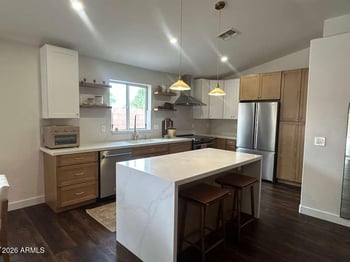 6754 Caribbean Ln, Peoria, AZ 85381