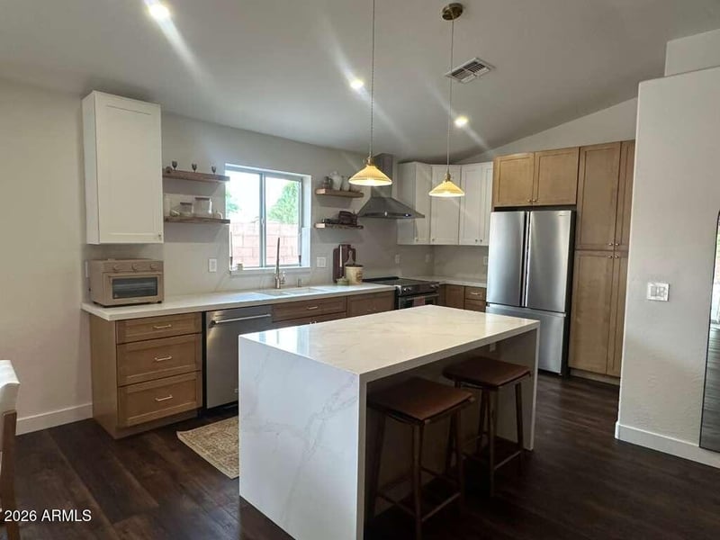 6754 W Caribbean Ln, Peoria, AZ 85381