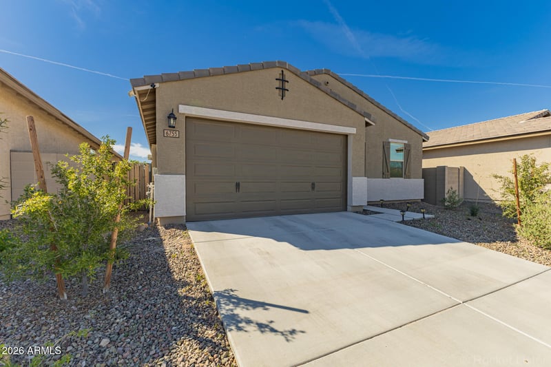 6755 W Pedro Ln, Laveen, AZ 85339