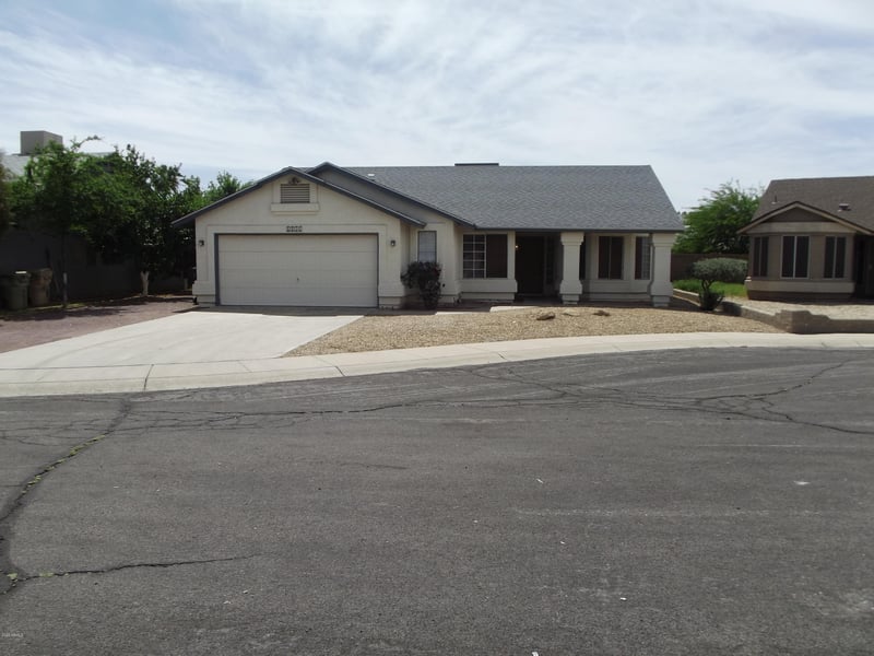 6756 N 84th Ln, Glendale, AZ 85305