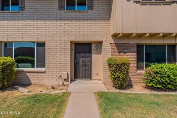 6757 44th Ave, Glendale, AZ 85301