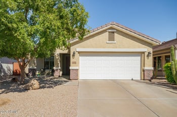 676 Twin Peaks Pw, San Tan Valley, AZ 85143