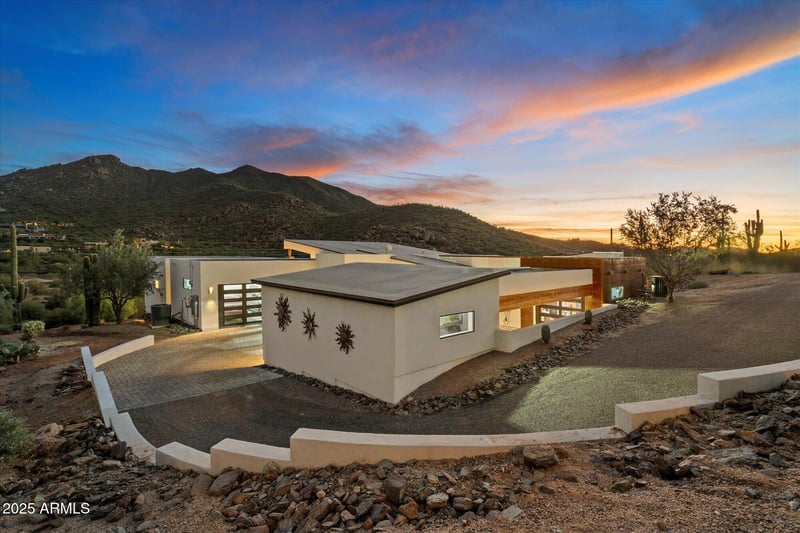 6760 Skyline Dr, Cave Creek, AZ 85331