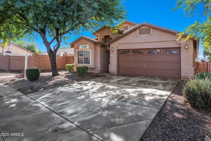 6761 Del Mar Ln, Peoria, AZ 85381