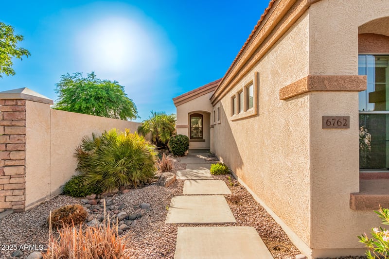 6762 St Andrews Way, Gilbert, AZ 85298
