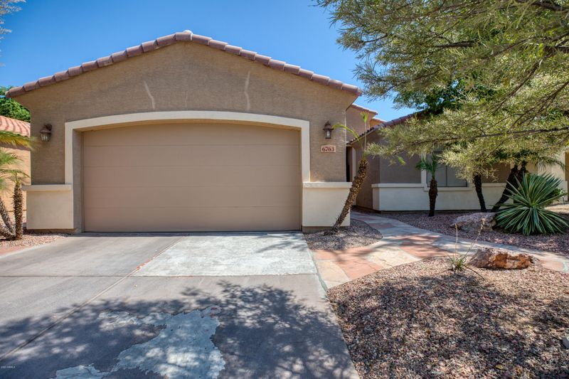 6763 N 79th Dr, Glendale, AZ 85303