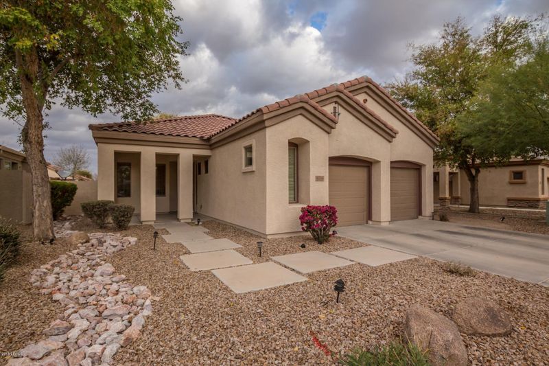 6764 S Pinehurst Dr, Gilbert, AZ 85298