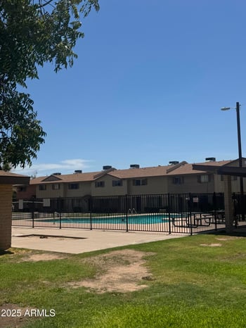 6765 44th Ave, Glendale, AZ 85301