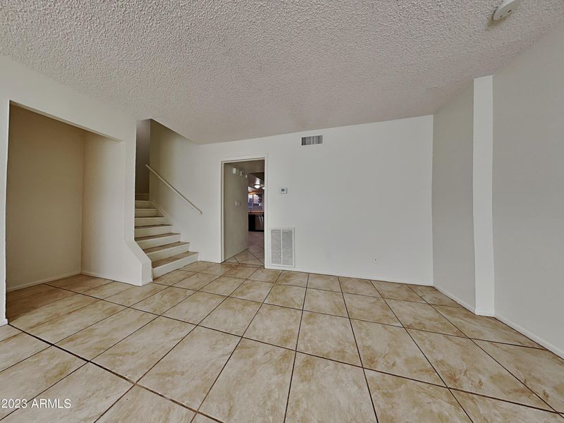 6765 N 44th Ave, Glendale, AZ 85301