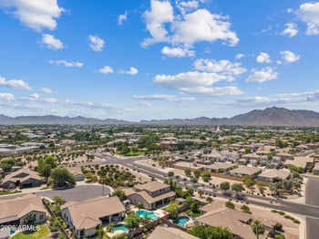 6766 S Seneca Ct, Gilbert, AZ 85298