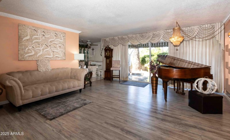 6767 7th St #105, Phoenix, AZ 85014