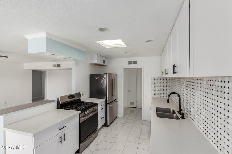 6767 7th St #212, Phoenix, AZ 85014