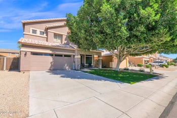 6768 Buckskin Trl, Peoria, AZ 85383