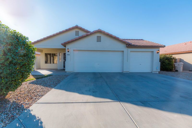 6768 N 74th Dr, Glendale, AZ 85303