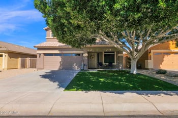 6768 Buckskin Trl, Peoria, AZ 85383