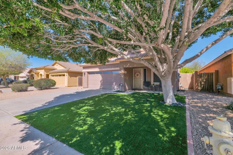 6768 Buckskin Trl, Peoria, AZ 85383