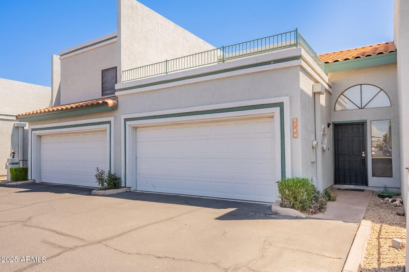 6769 Orchid Ln, Peoria, AZ 85345